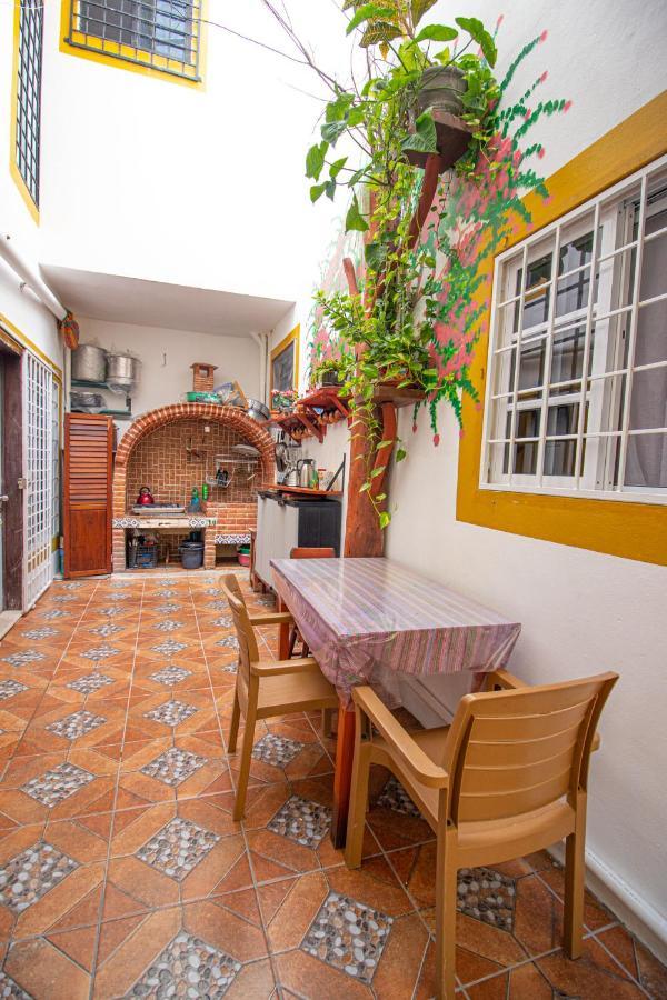 Отель La Casa Del Almendro Плая-дель-Кармен Экстерьер фото